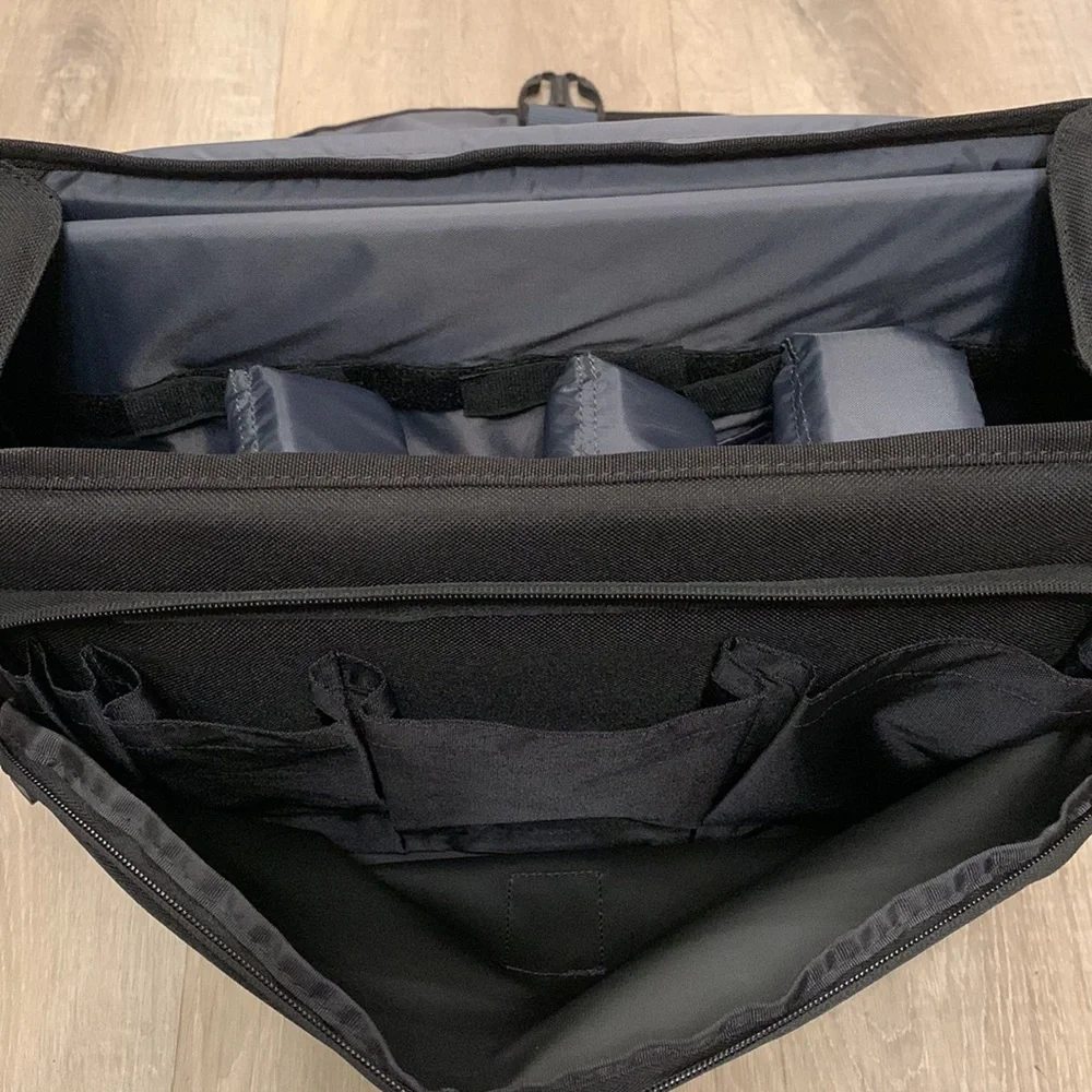 Tamrac 3447 Rally 7 Camera Laptop Bag. Lots of Storage Compartments